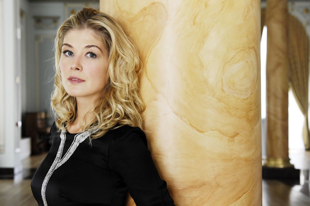 RosamundPike 011